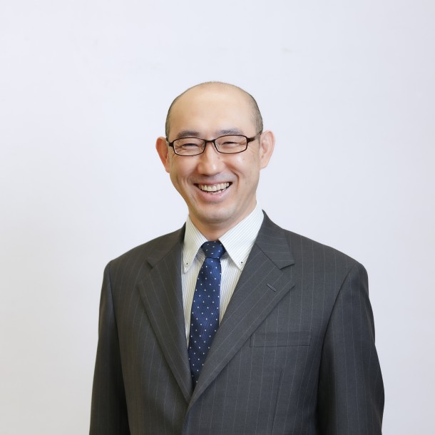 峠篤士